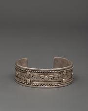 silver-bracelet-for-daily-wear