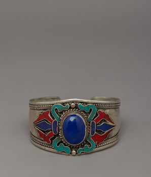 Stylish Lapis Lazuli Bracelet