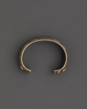 traditional-white-metal-bracelet