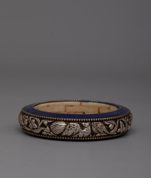  Presenting our Tibetan Healing Bracelet, a beautiful fusion of natural healing and spiritual tradition.