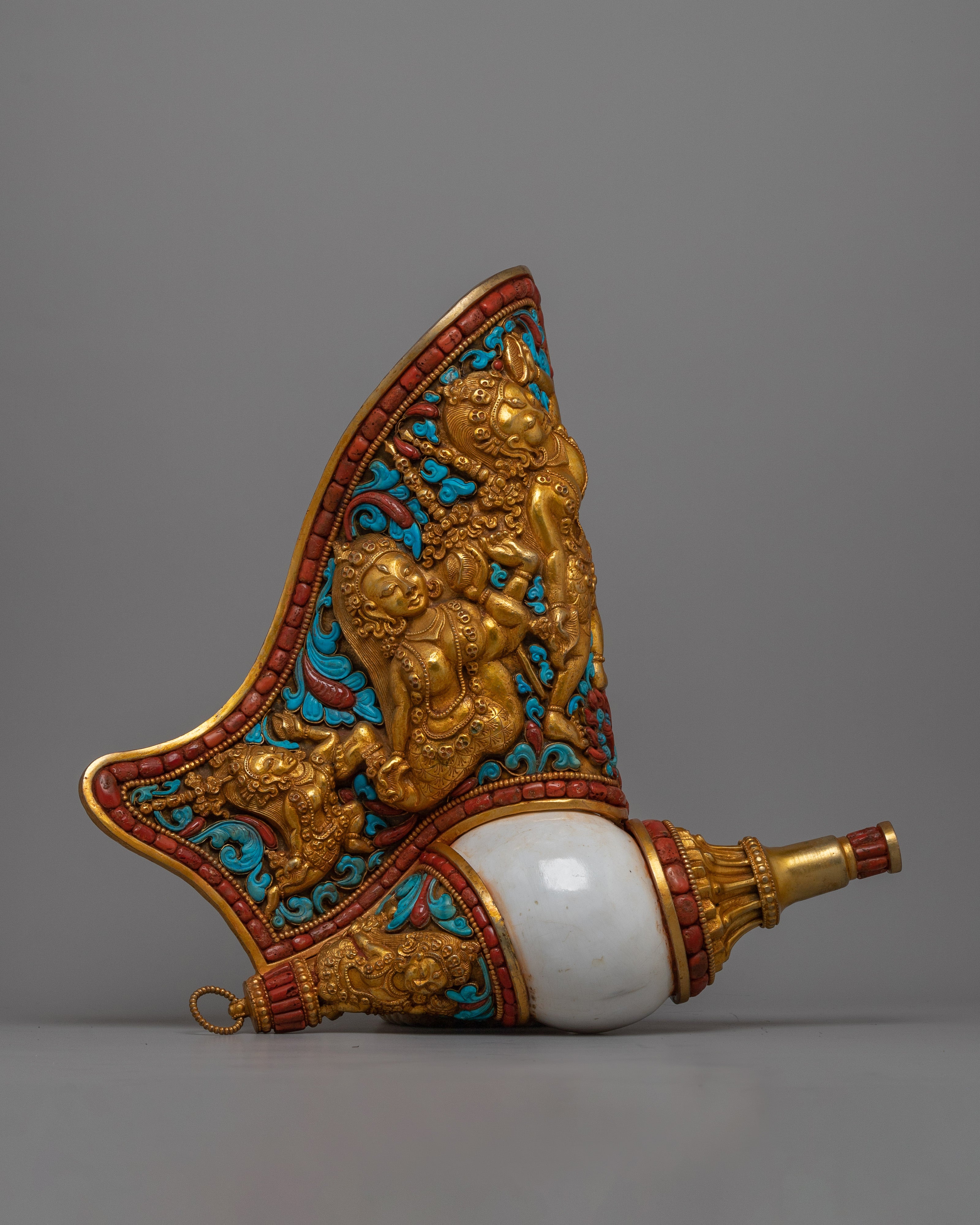 Tibetan Conch Shell | Handmade Buddhist Ceremonial Instrument – Evamratna