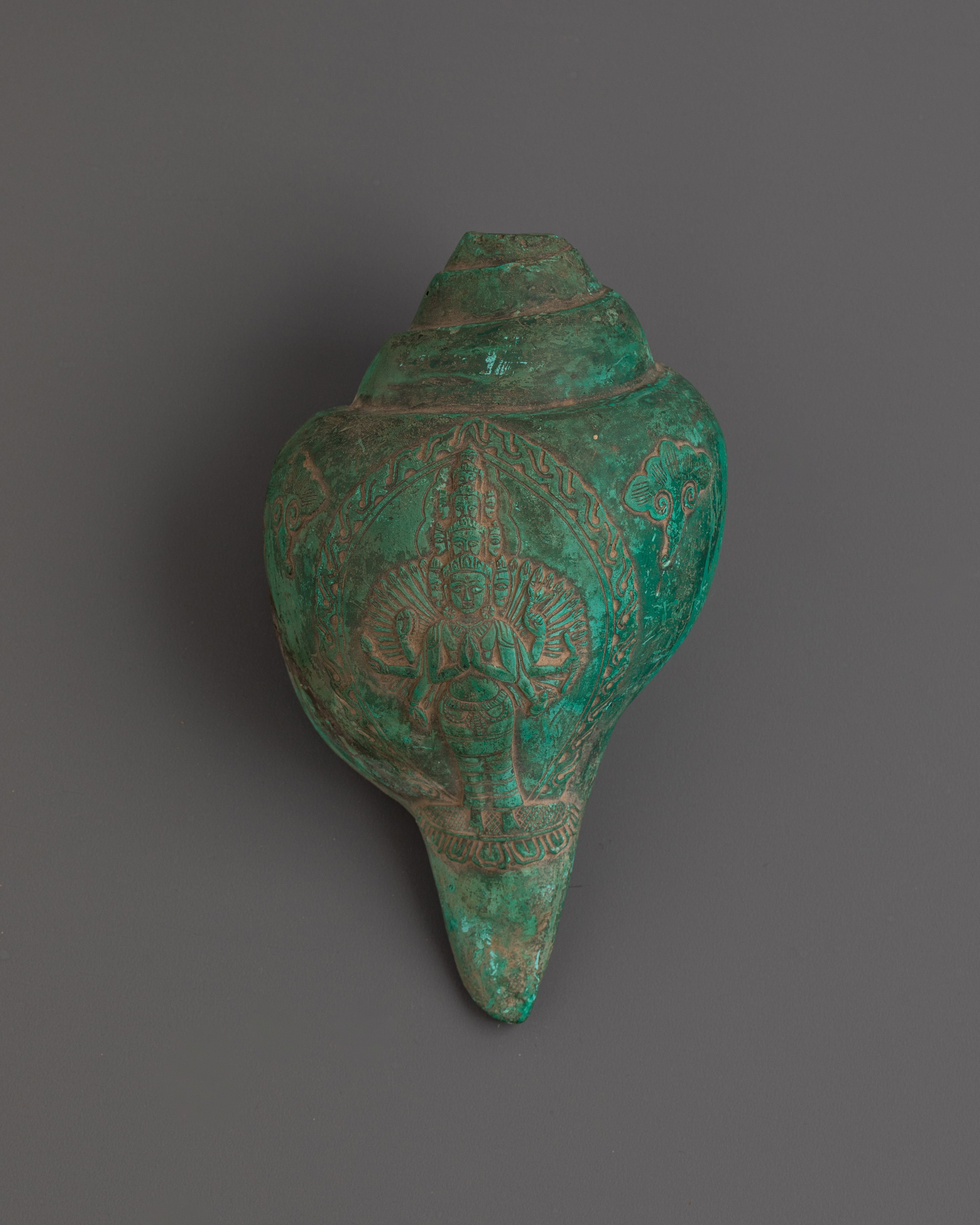 Decorative Conch Shell | Tibetan Sacred Shell