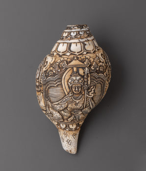 conch-with-guru-rinpoche-carving