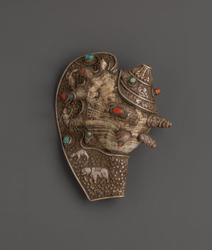 ritual conch shell