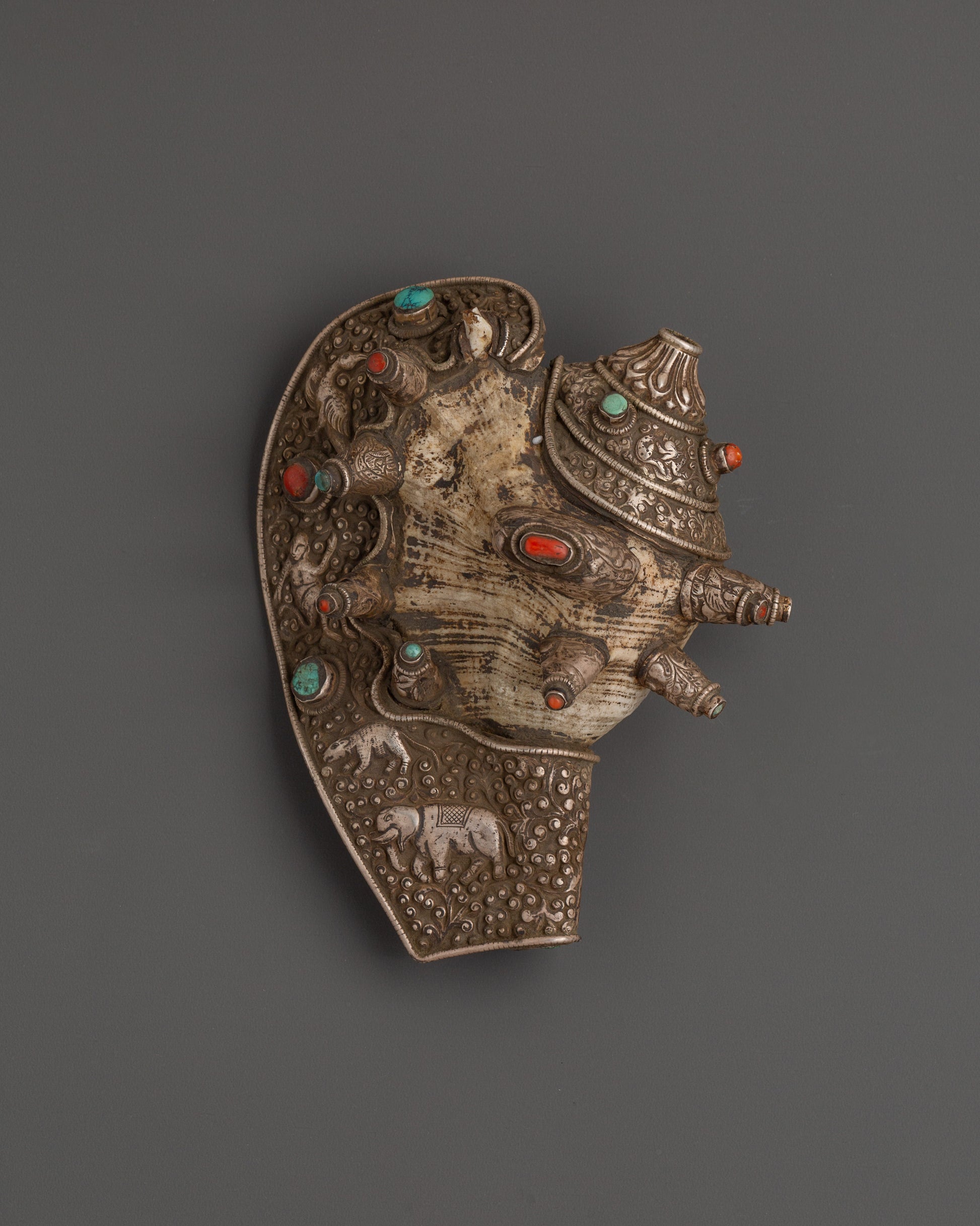 ritual conch shell