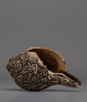 Handcrafted Traditional Tibetan Conch Shell