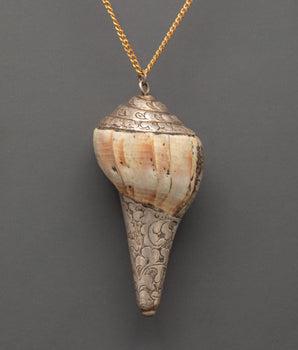 handcrafted-conch-shell-locket-pure-silver