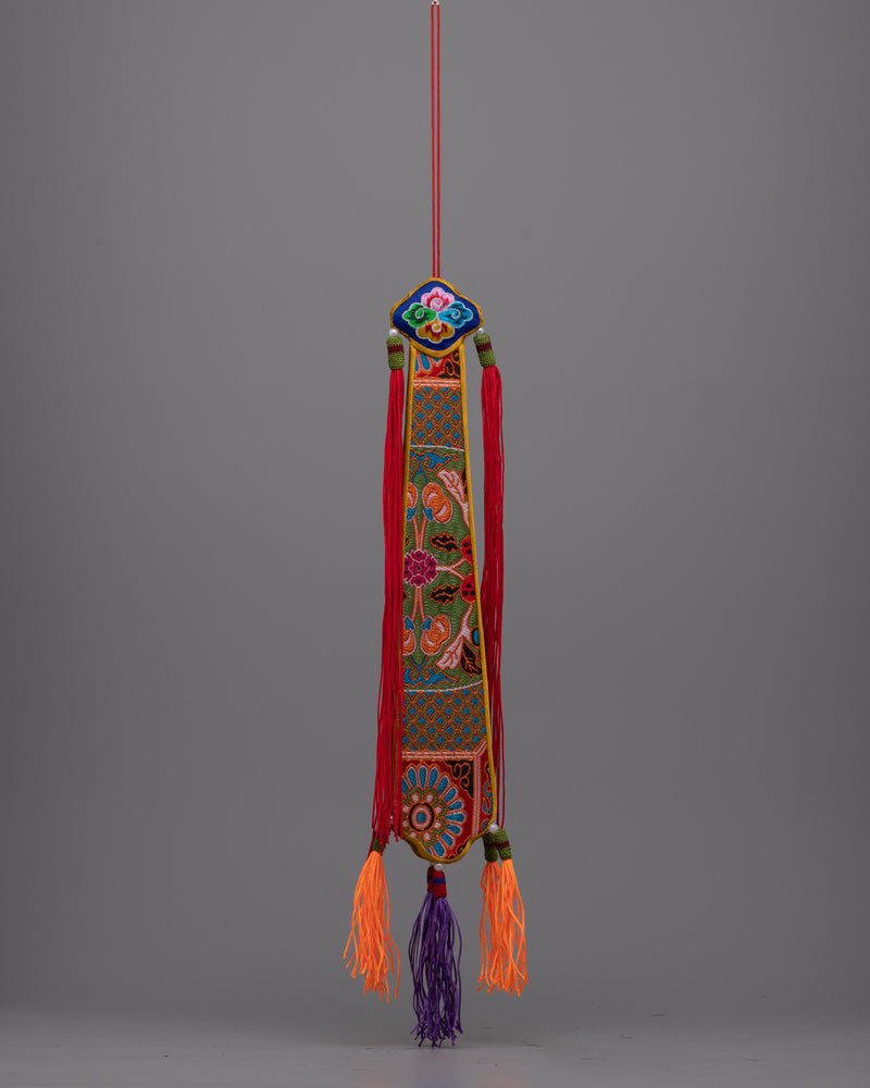 Dharma Damaru Tail