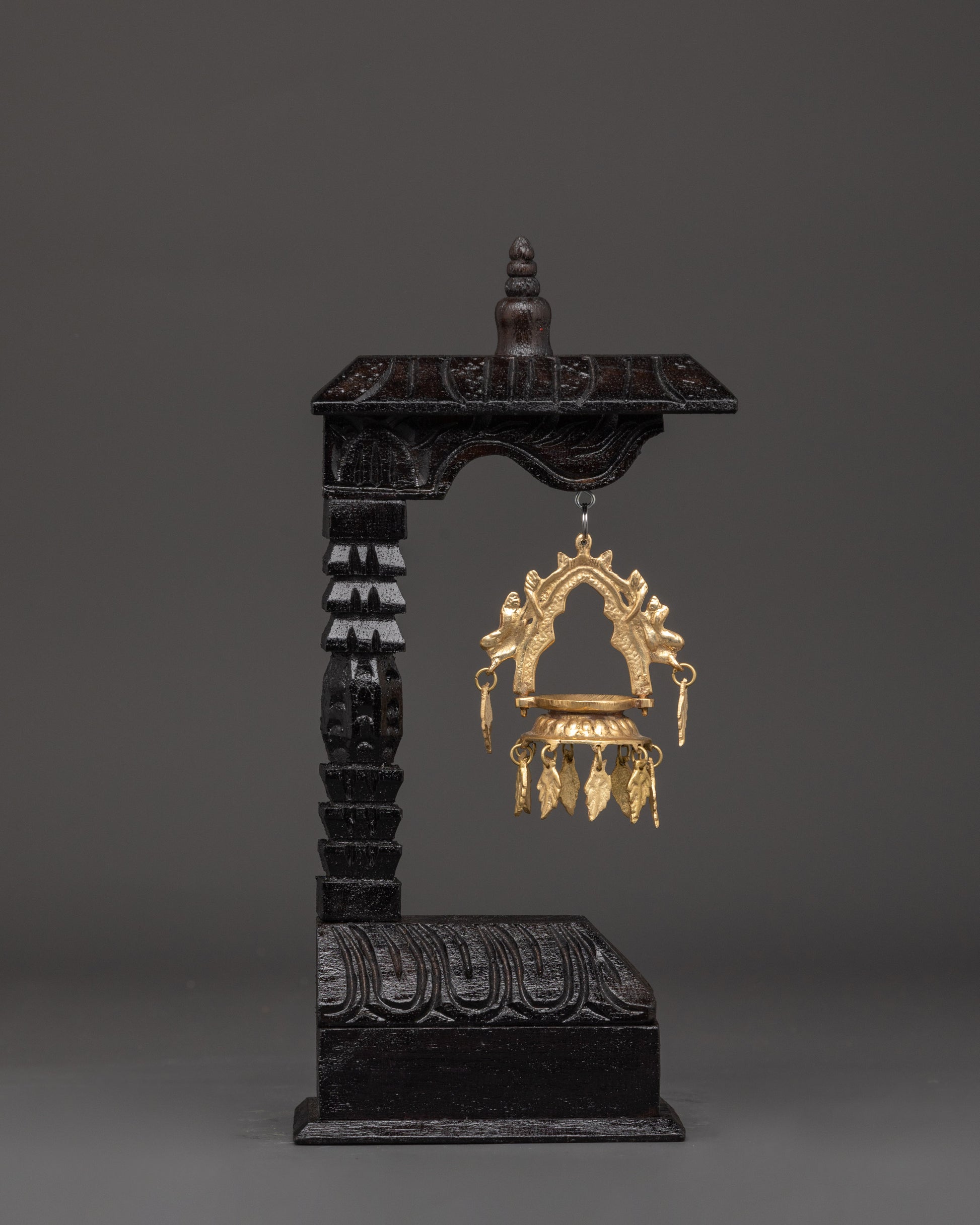 dhalucha-with-stand