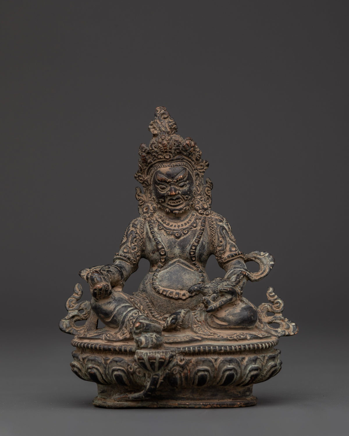 handcrafted-copper-body-dzambhala-statue