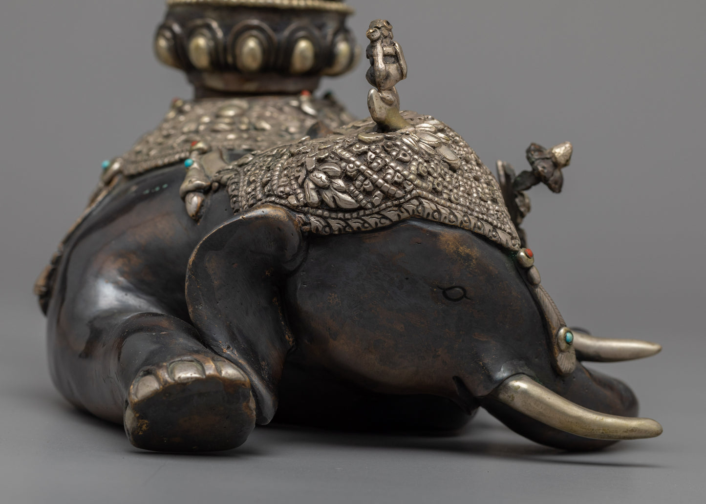 Handcrafted Elephant Statue Set | Intricately Designed Elephant Figurines for Home Decor