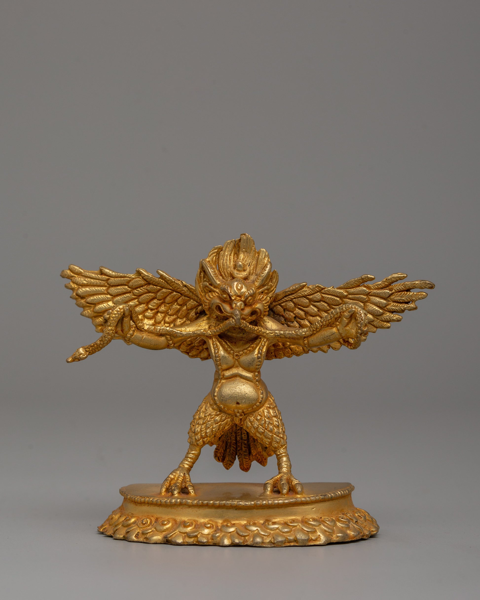 garuda-god-of-strength-statue