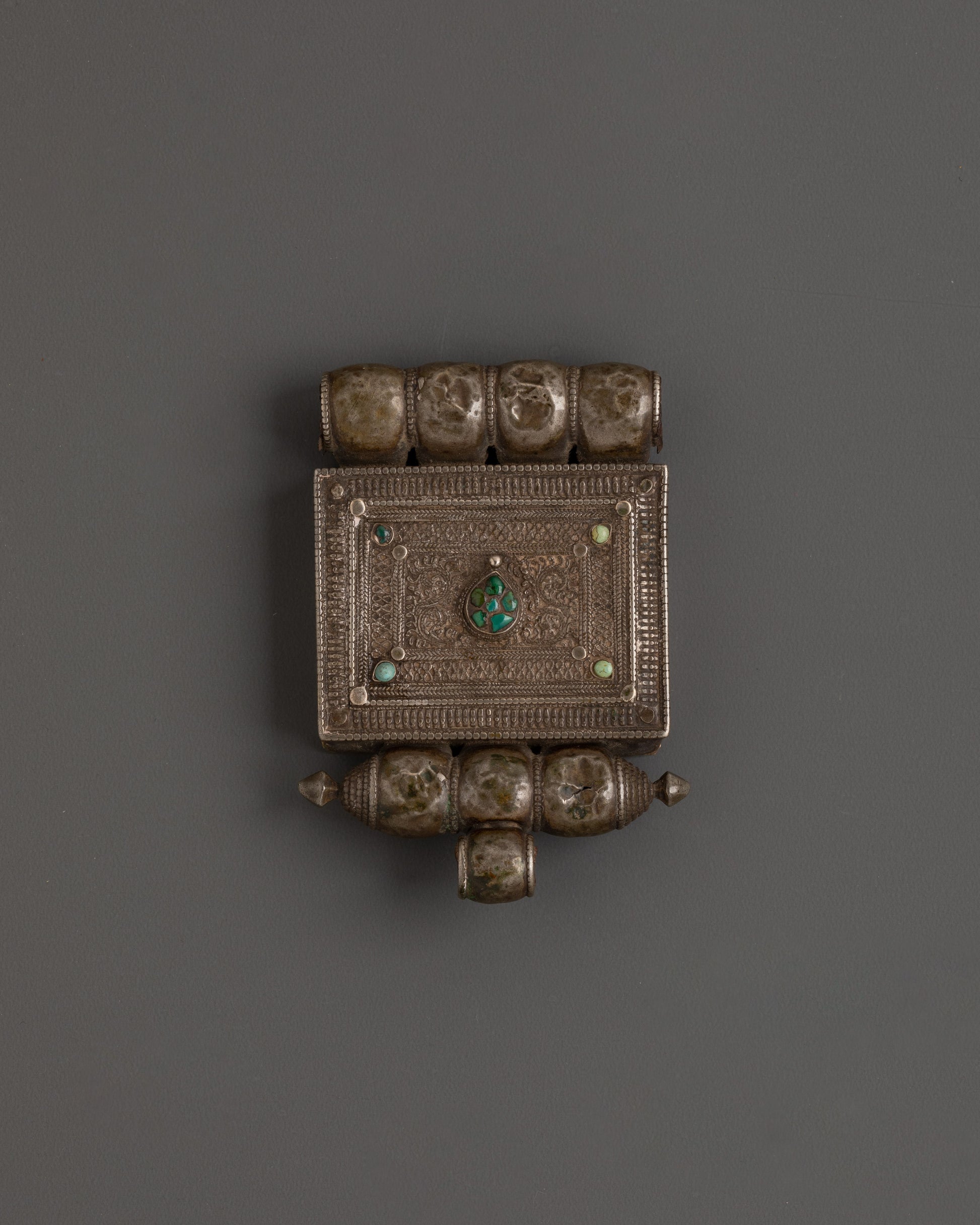 tibetan-prayer-pendant