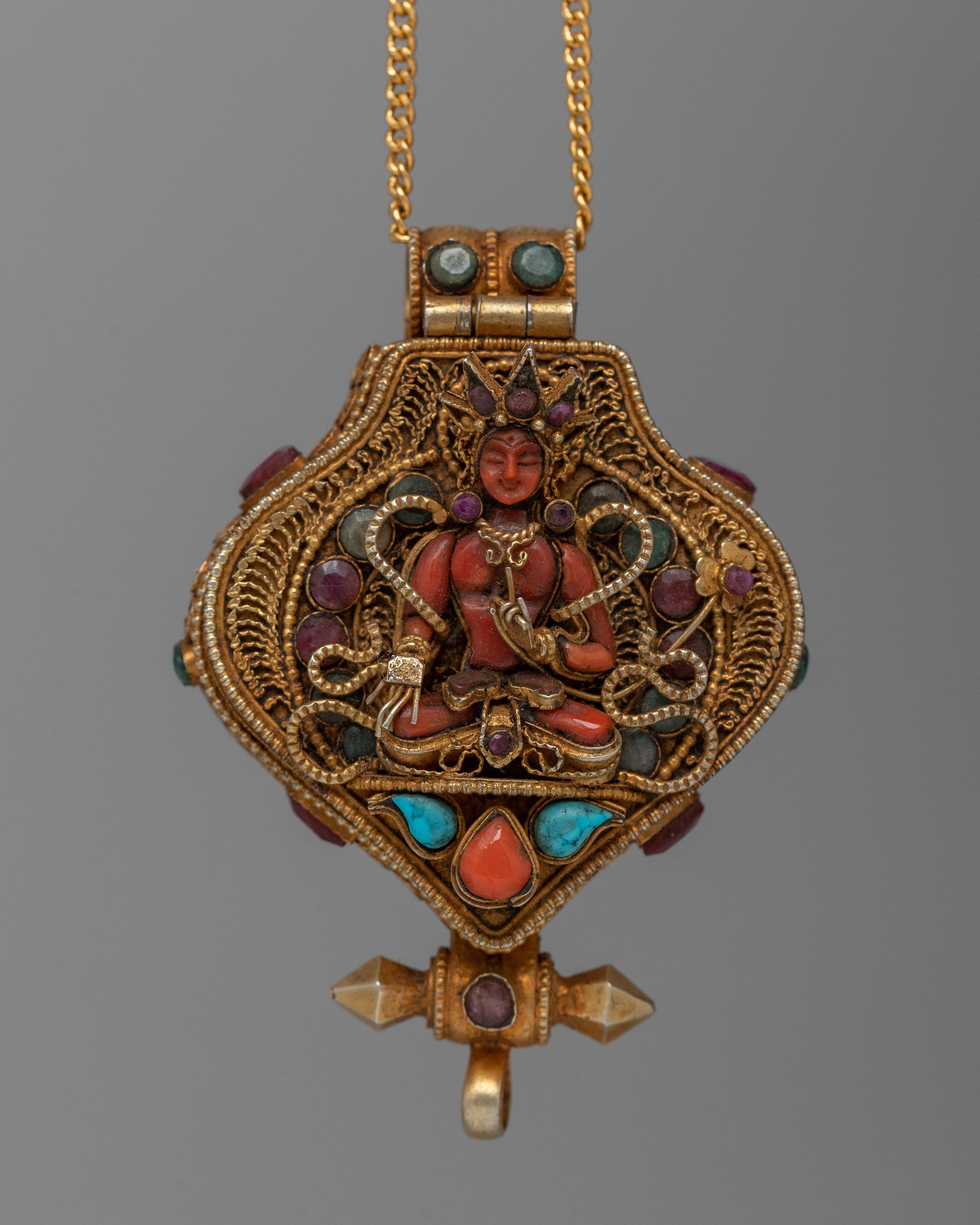 buddha locket gold