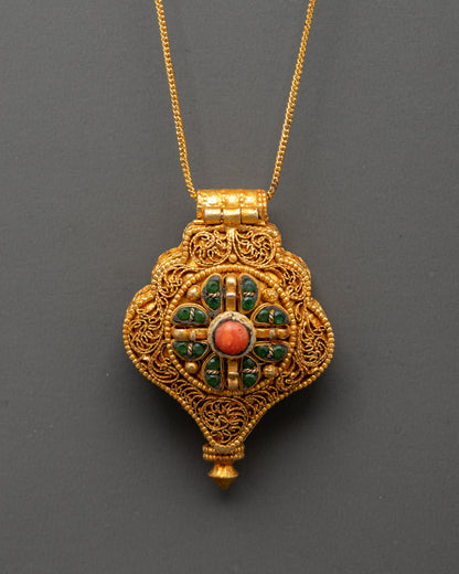 Ghau Box Locket with Buddhist Deity