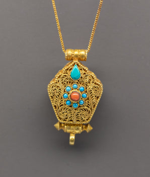 Ghau Box Locket 