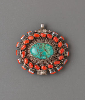 Tibetan Prayer Amulet Ghau Locket