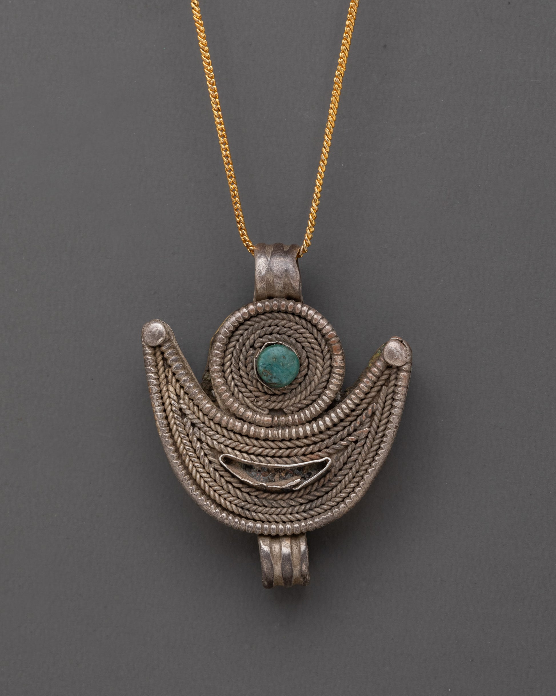 traditional Himalayan ghau box locket