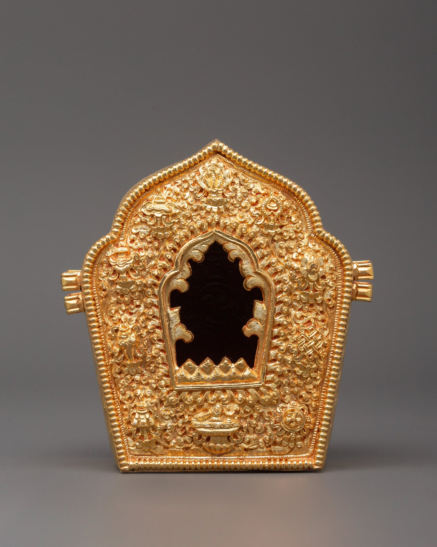 gold-plated-ghau-box