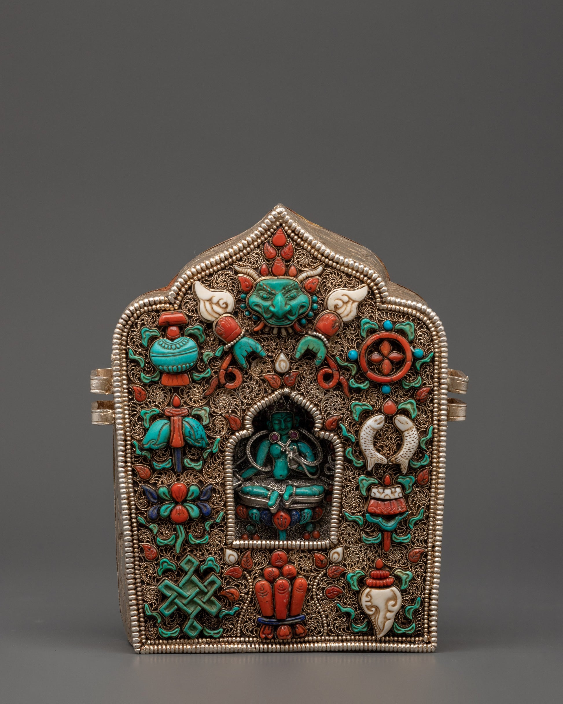 ghau-box-with-eight-auspicious-symbols