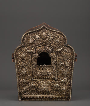 Handcrafted Ghau Box with White Metal & Copper Body