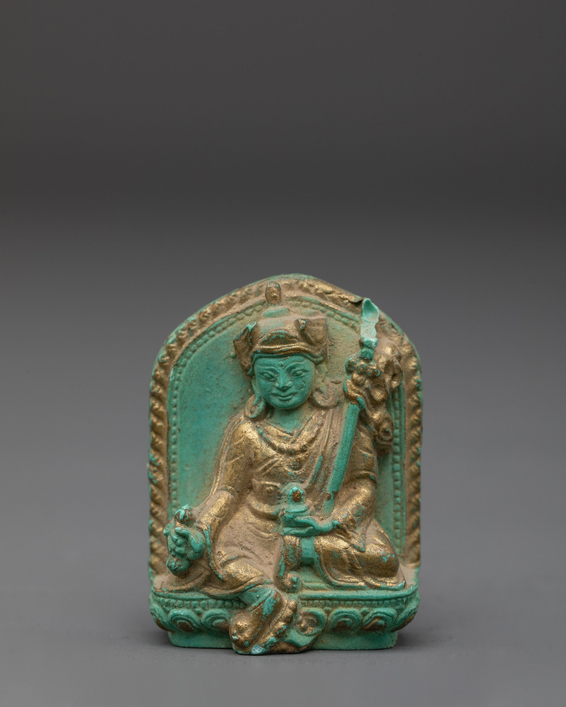 Guru Rinpoche Meditation Statue