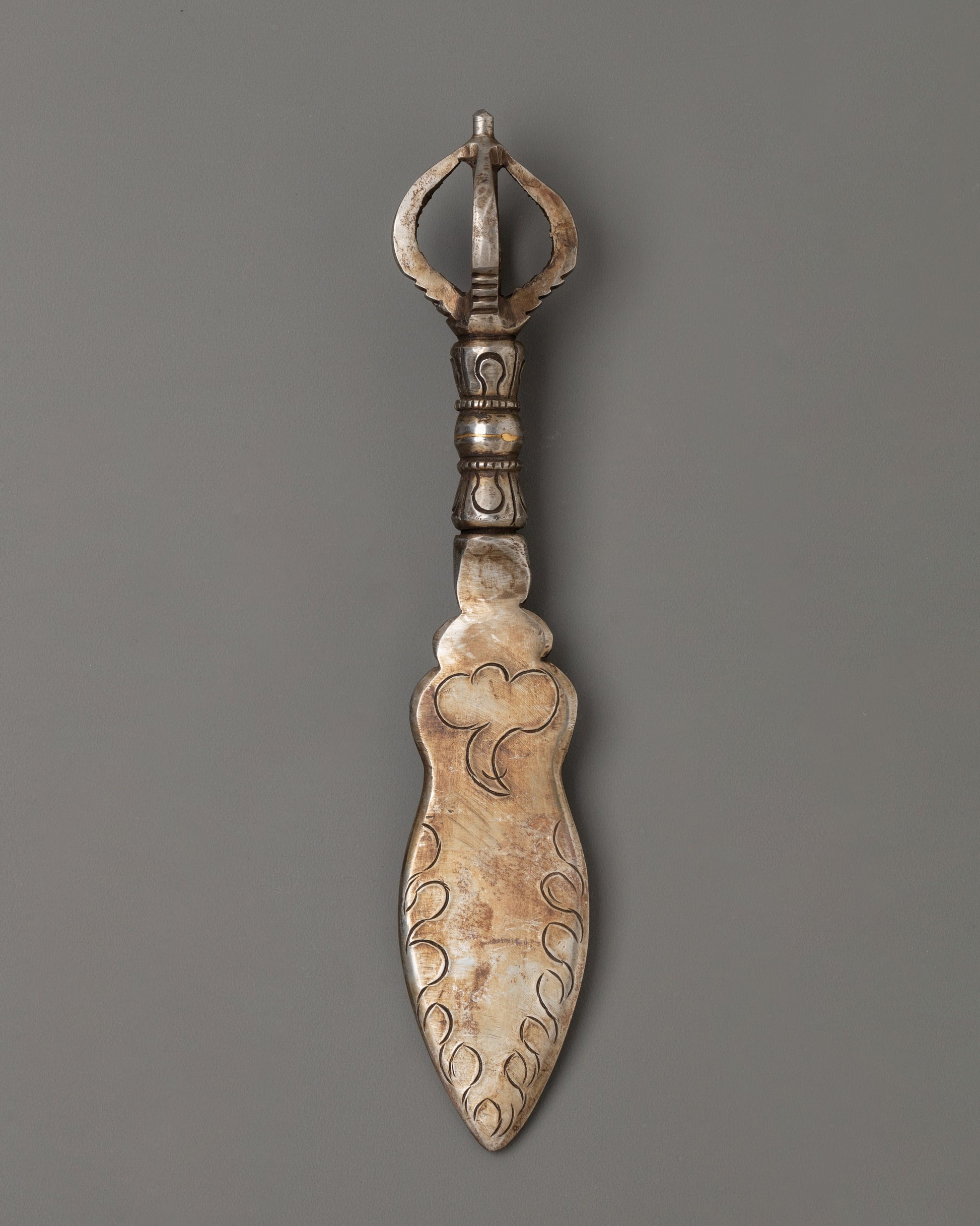 vajra-tibetan-knife