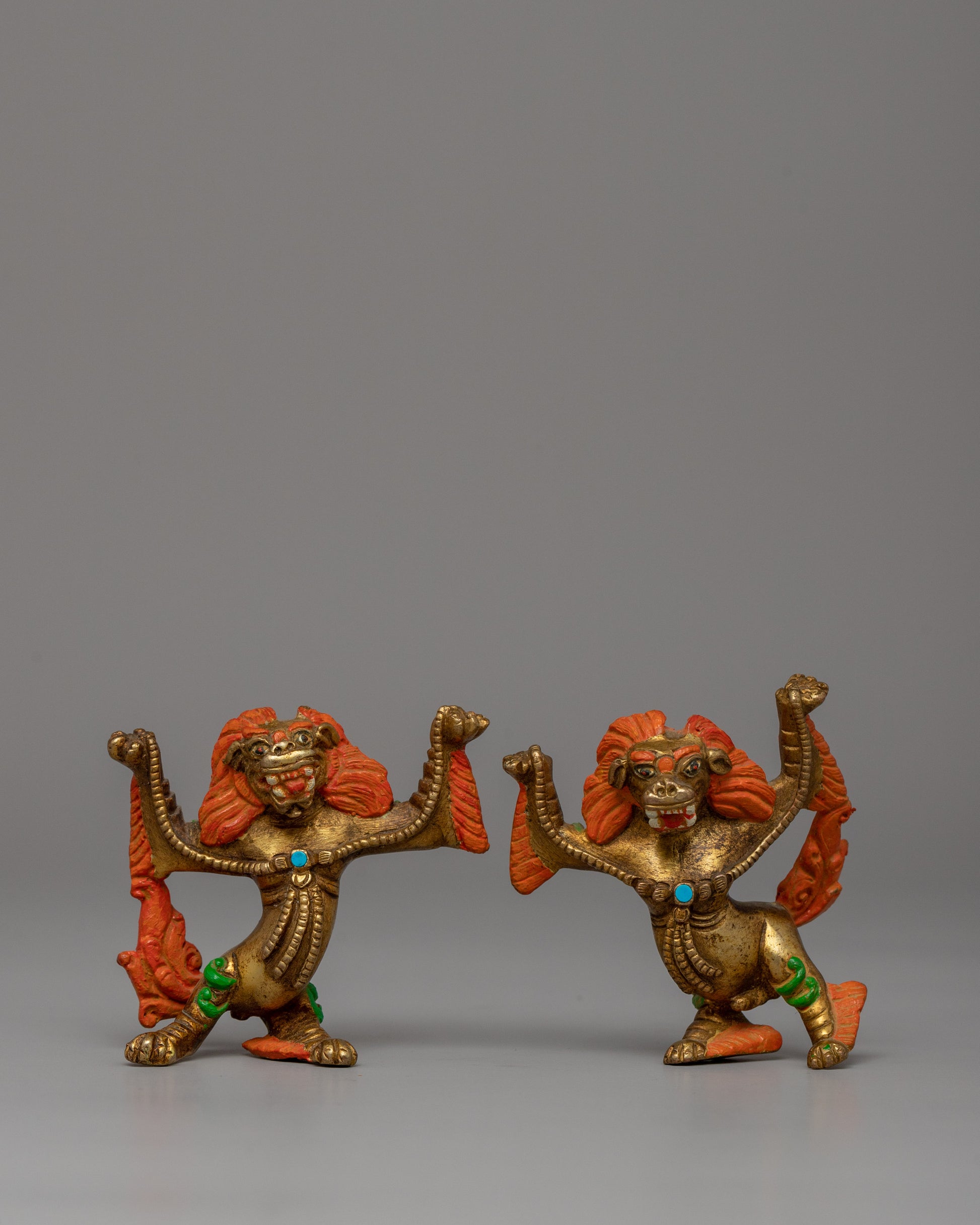 Standing Lion Statue Set