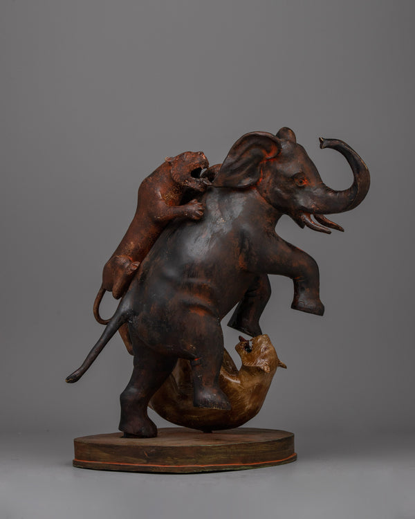 Lion Attack Elephant Statue