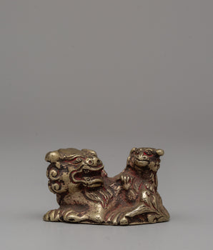  White Metal Lion Statue