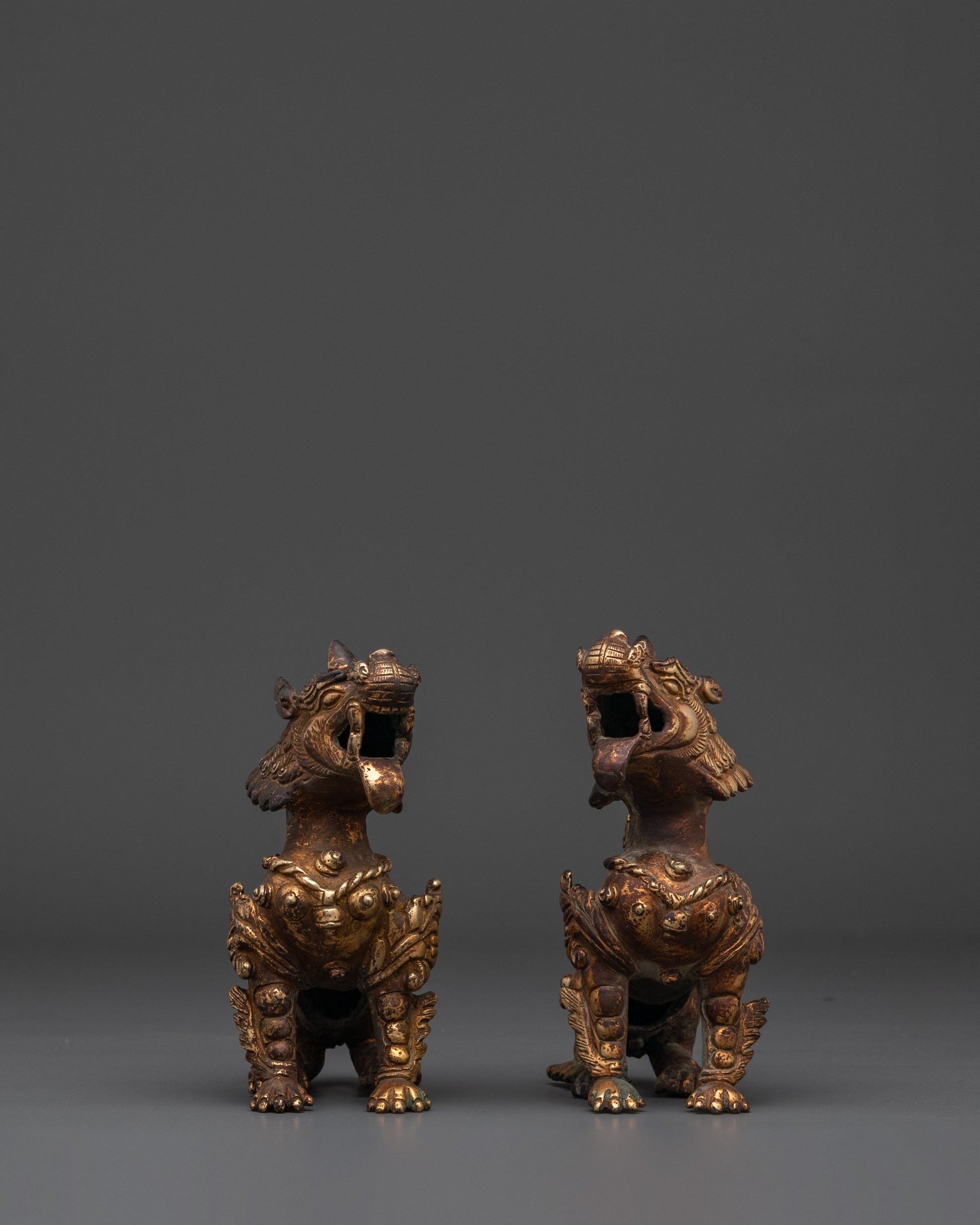 Handcrafted Lion Statue Set for Home Decor