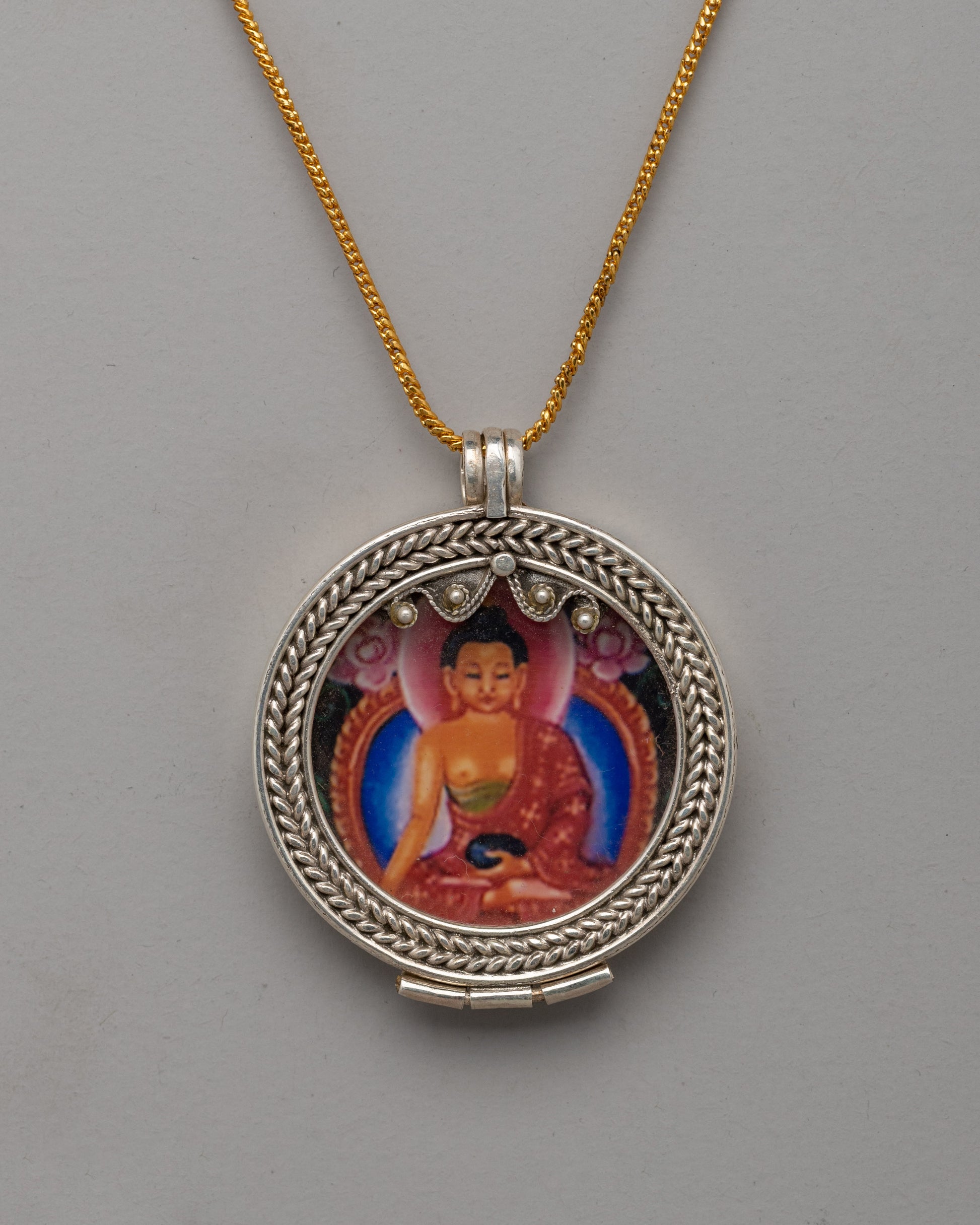 silver-locket-craft