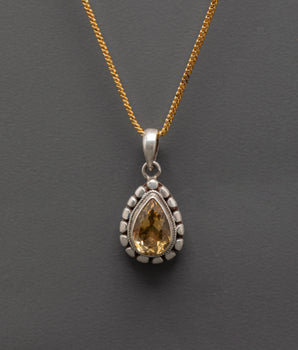 silver-pendant