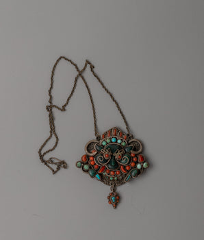 religious-dharma-locket
