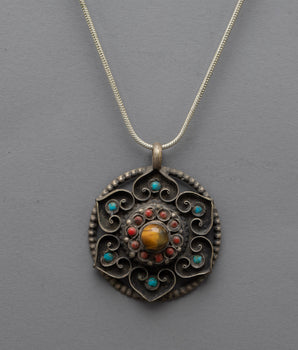 Tibetan Prayer Locket