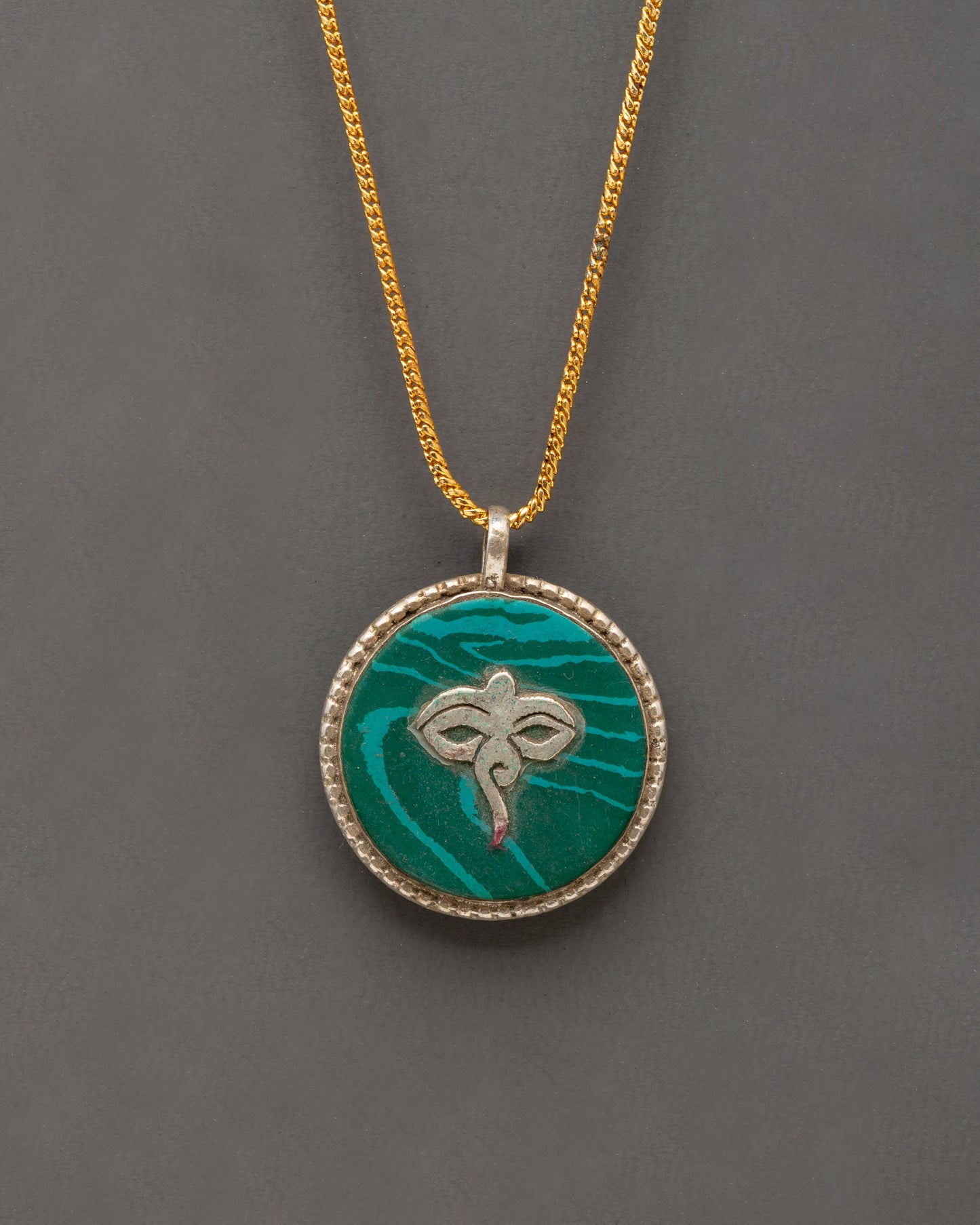 buddha-eyes-symbol-locket