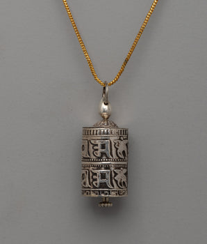 prayer-wheel-locket