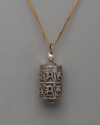 prayer-wheel-locket