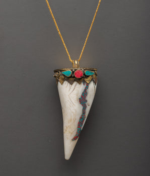 handcrafted-conch-shell-locket