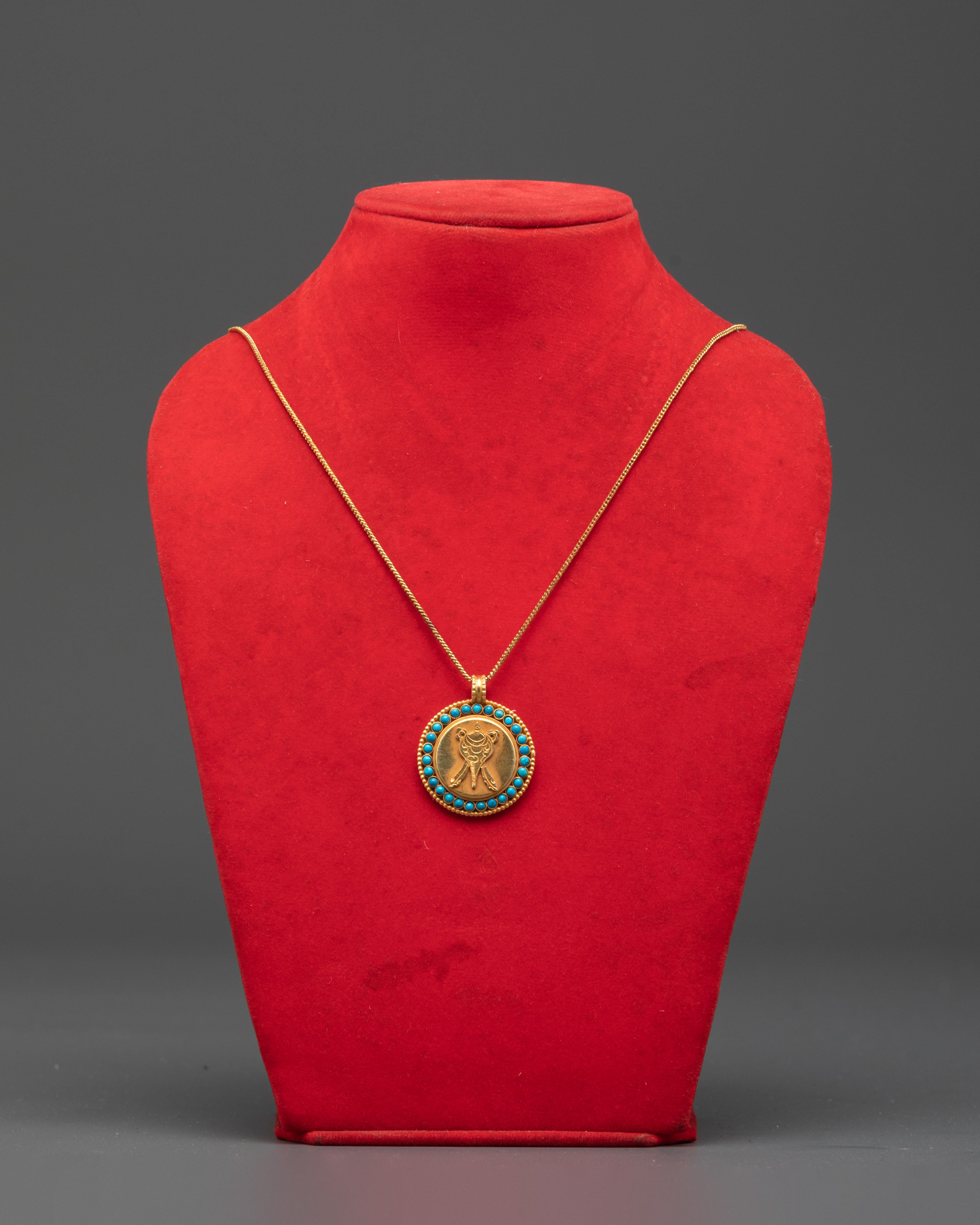Silver Conch Locket | Buddhist Jewelry Pendant