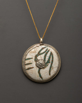 locket-with-silver-plating