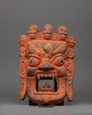 mask-with-sharp-teeth