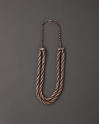 Snake design necklace