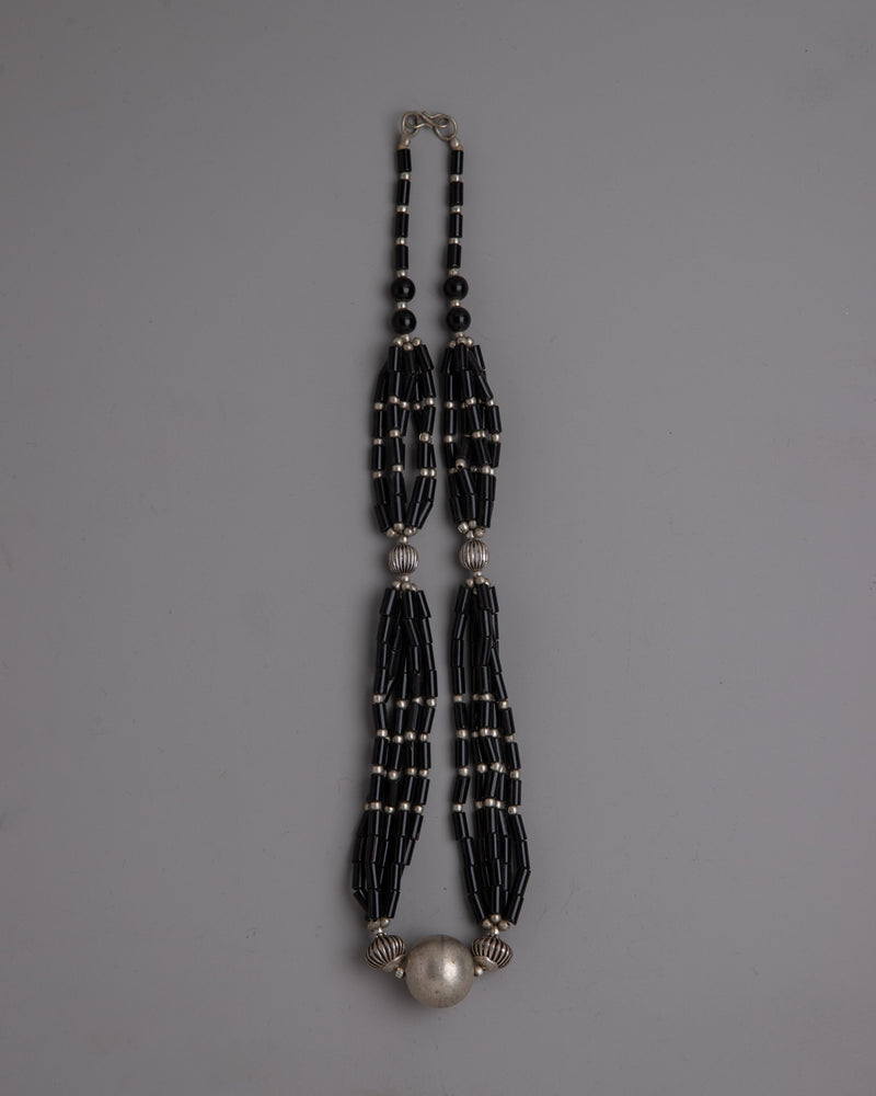 Black Beads Necklace