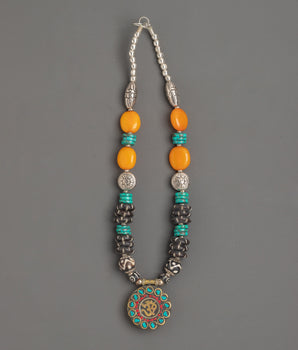 beautiful-necklace-with-sacred-om-symbol