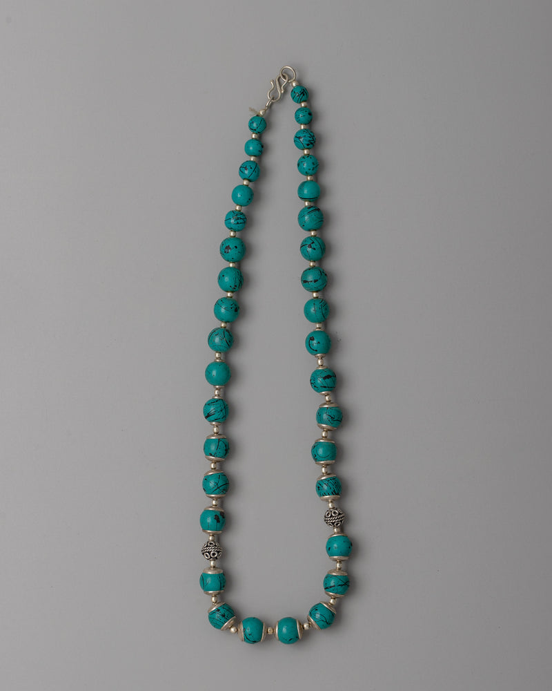 Turquoise Beaded Necklace 