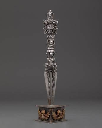 handcrafted-phurba-tibetan-dagger