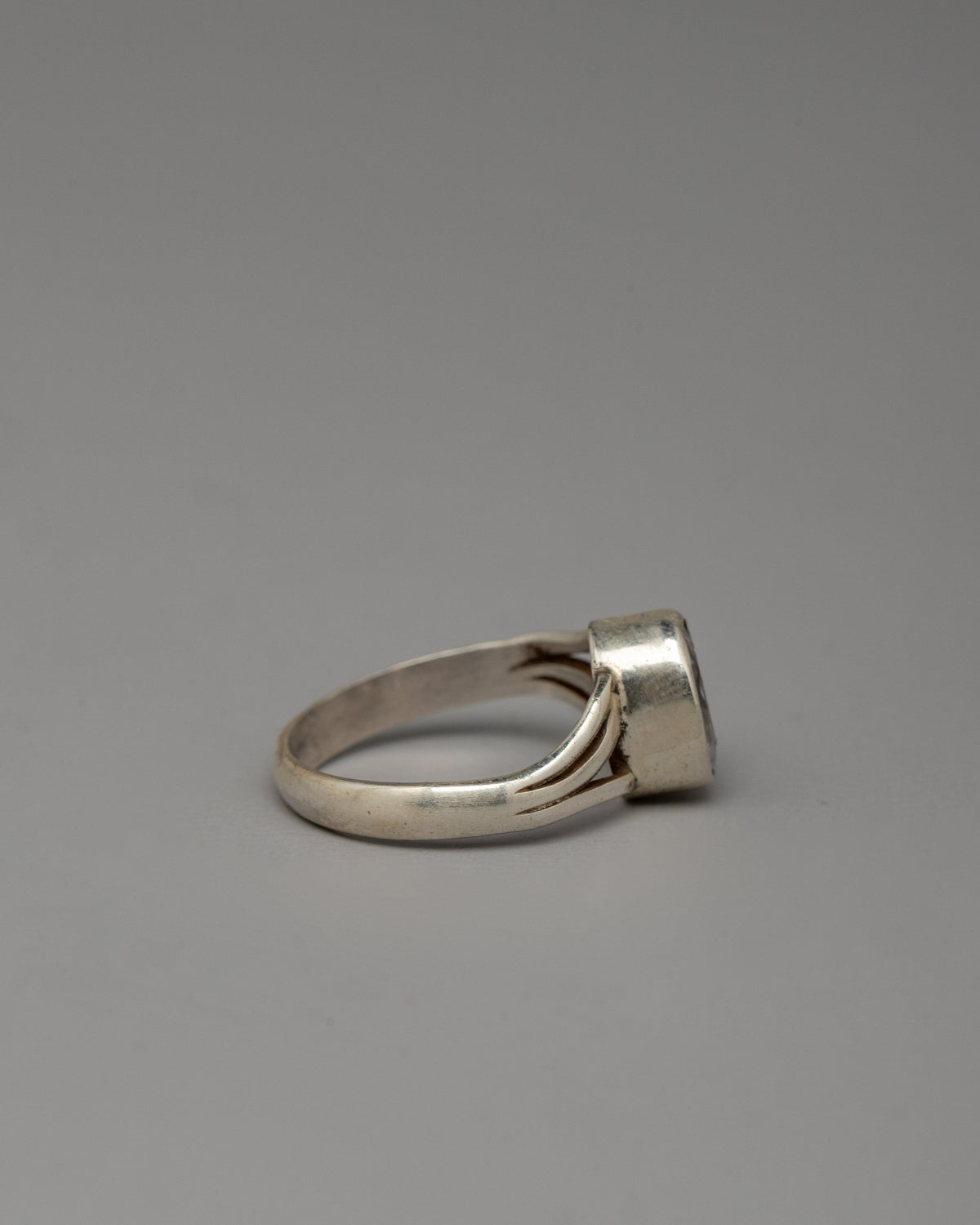 Himalayan Sacred Ring | Tibetan Spiritual Accessory