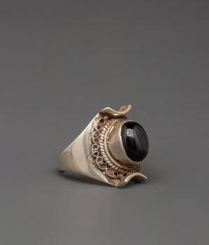 silver-ring-with-artificial-stones