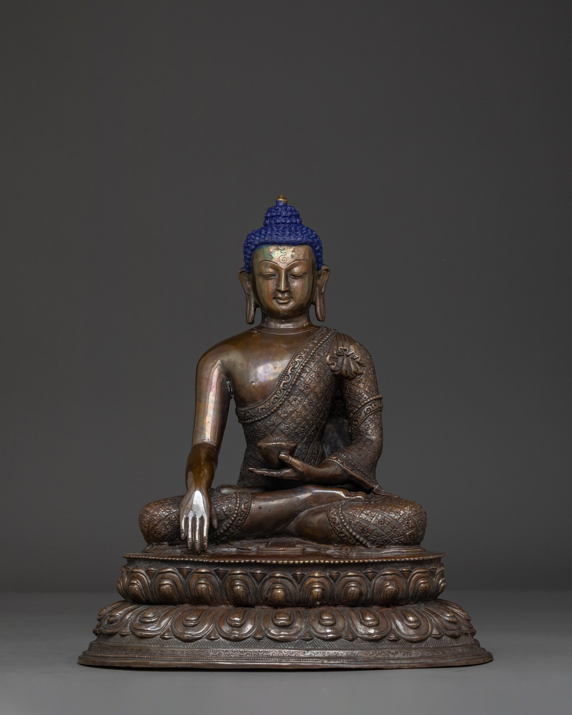 Shakyamuni Buddha Touching Earth Mudra